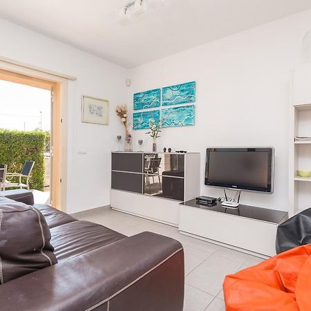 Iuca Villa Port de Alcudia  ภายนอก รูปภาพ