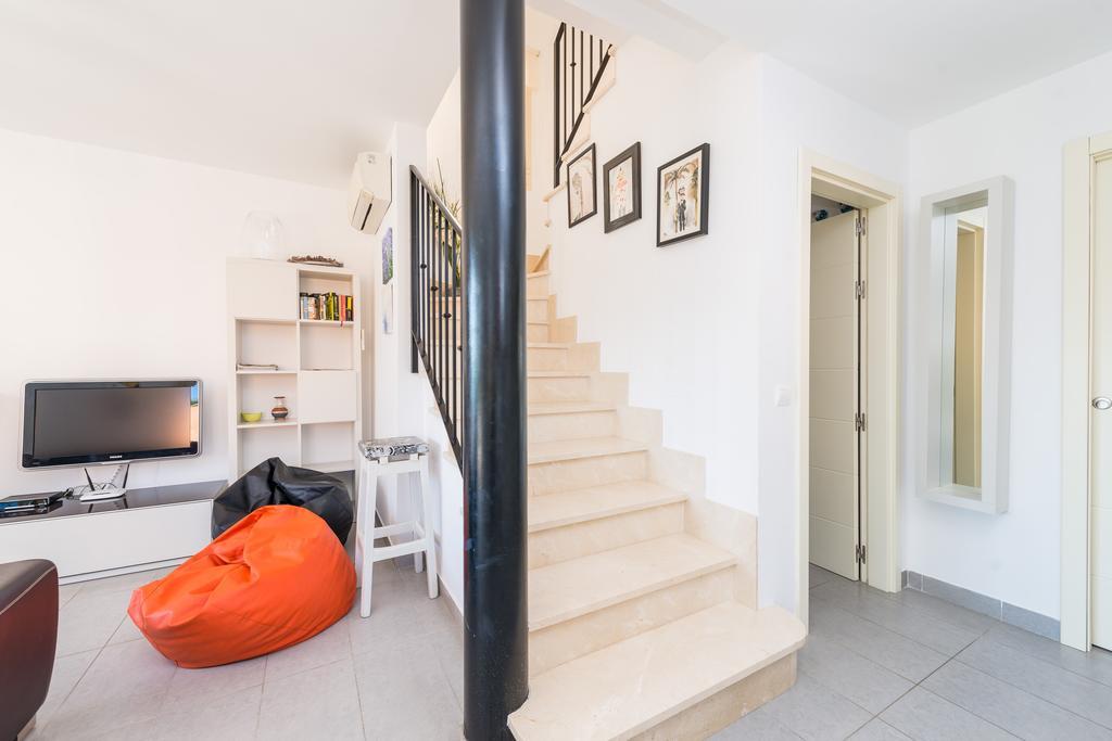 Iuca Villa Port de Alcudia  ภายนอก รูปภาพ