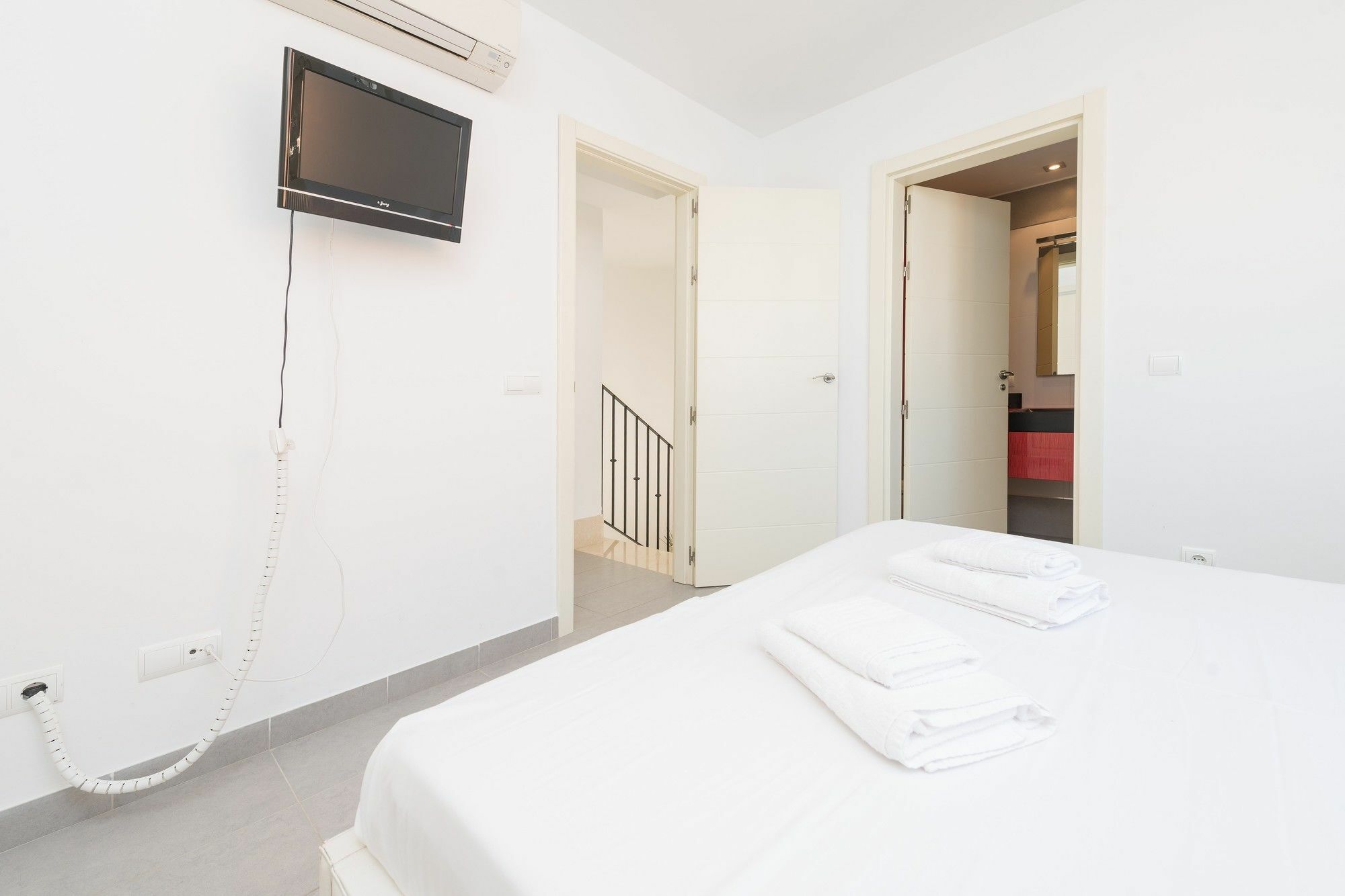 Iuca Villa Port de Alcudia  ภายนอก รูปภาพ